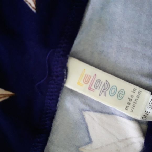 SOLD.  Lularoe leggings - Picture 3 of 3